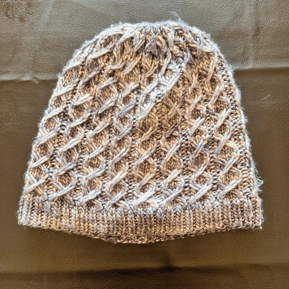 Slouchy Beanie - Picture 1 of 2